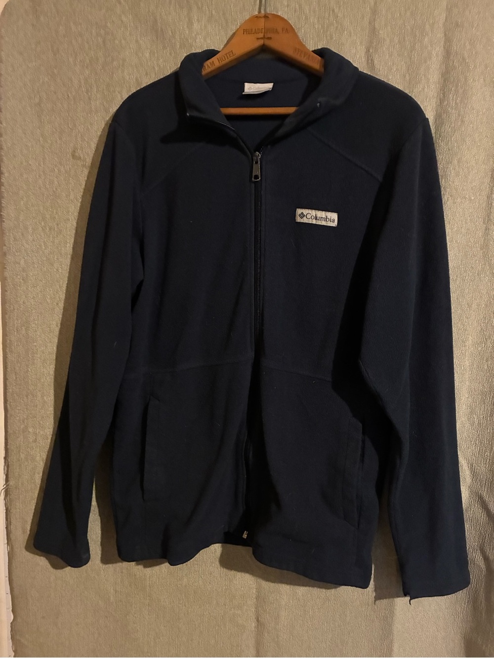 Columbia Dark Blue Full-Zip Fleece Jacket size M